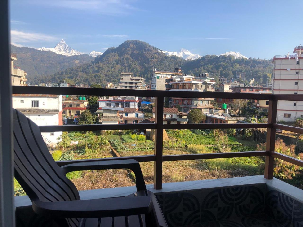 Hotel Guru Pokhara Eksteriør bilde